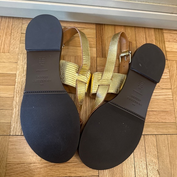 Sezane Gold Sandals - Picture 3 of 3